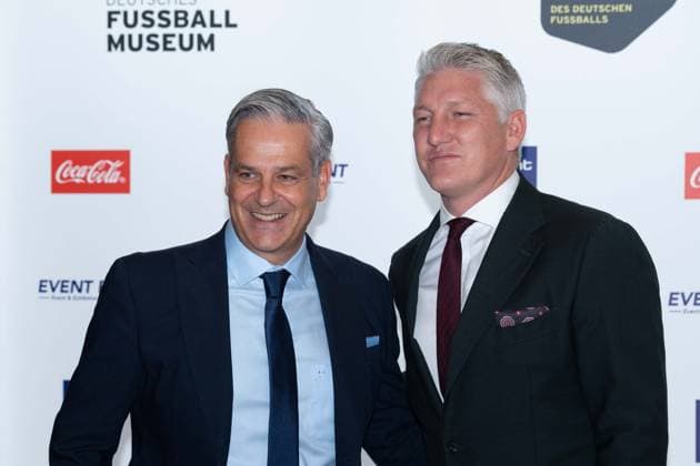 from l Manuel NEUKIRCHNER, Director of the German Football Museum, Bastian SCHWEINSTEIGER, former football player, Red Carpet, Red Carpet Show, Arrival, arrival, HALL OF FAME Award Ceremony 2025 on 06 10 2025 at the German Football Museum in Dortmund Germany Â