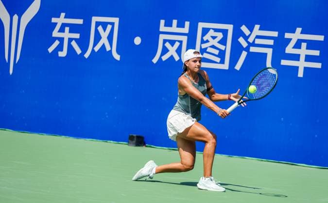 WUHAN, CHINA - OCTOBER 07: Emiliana Arango of Colombia returns a shot in the Women s Singles Round of 64 match against Liudmila Samsonova on day 4 of 2025 Wuhan Open at Optics Valley International Tennis Center on October 7, 2025 in Wuhan, Hubei Province of China.  Copyright: xVCGx 111595613611