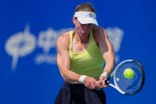 WUHAN, CHINA - OCTOBER 07: Liudmila Samsonova returns a shot in the Women s Singles Round of 64 match against Emiliana Arango of Colombia on day 4 of 2025 Wuhan Open at Optics Valley International Tennis Center on October 7, 2025 in Wuhan, Hubei Province of China.  Copyright: xVCGx 111595613582
