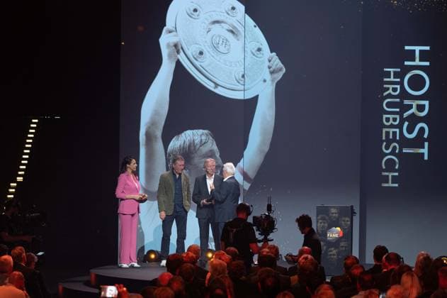 from left presenter Esther SEDLACZEK, laudator Manfred KALTZ, award winner Horst HRUBESCH and laudator Klaus FISCHER, HALL OF FAME Award Ceremony 2025 on 06 10 2025 at the German Football Museum in Dortmund Germany Â