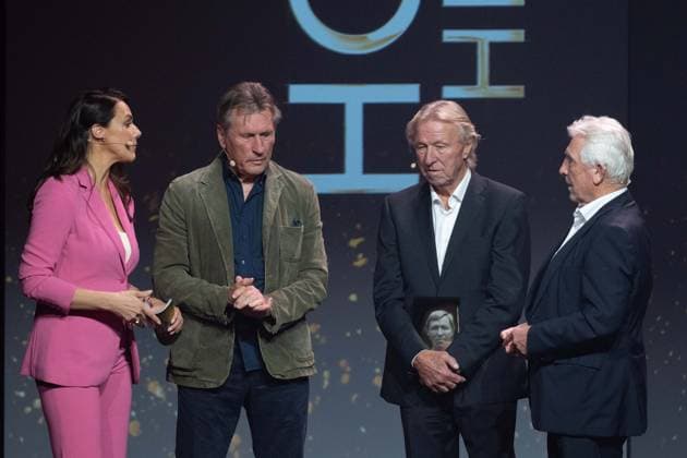 from left presenter Esther SEDLACZEK, laudator Manfred KALTZ, award winner Horst HRUBESCH and laudator Klaus FISCHER, HALL OF FAME Award Ceremony 2025 on 06 10 2025 at the German Football Museum in Dortmund Germany Â