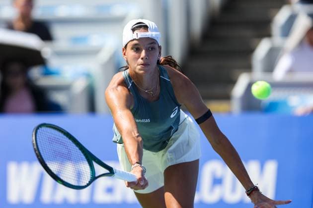 WUHAN, CHINA - OCTOBER 07: Emiliana Arango of Colombia returns a shot in the Women s Singles Round of 64 match against Liudmila Samsonova on day 4 of 2025 Wuhan Open at Optics Valley International Tennis Center on October 7, 2025 in Wuhan, Hubei Province of China.  Copyright: xVCGx 111595613556