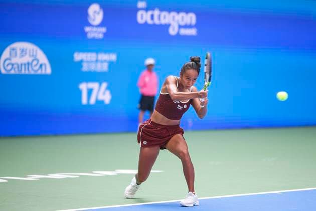 WUHAN, CHINA - OCTOBER 07: Leylah Fernandez of Canada returns a shot in the Women s Singles Round of 64 match against Naomi Osaka of Japan on day 4 of 2025 Wuhan Open at Optics Valley International Tennis Center on October 7, 2025 in Wuhan, Hubei Province of China.  Copyright: xVCGx 111595619491