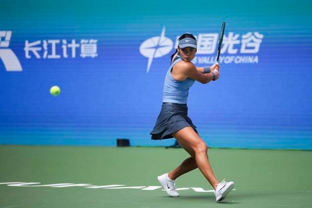 WUHAN, CHINA - OCTOBER 07: Emma Raducanu of Great Britain returns a shot in the Women s Singles Round of 64 match against Ann Li of United States on day 4 of 2025 Wuhan Open at Optics Valley International Tennis Center on October 7, 2025 in Wuhan, Hubei Province of China.  Copyright: xVCGx 111595637071