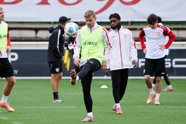 07 10 25 VfB Stuttgart Training Germany, Stuttgart, 07 10 2025, Football, Bundesliga, VfB Stuttgart Training Maximilian Mittelstädt