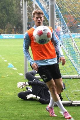 DEU, DFL, 2 FBL Hertha BSC, Training, 07 10 2025, Sportforum, Berlin, DEU, DFL, 2 FBL Hertha BSC, Training, im Bild Luca Schuler Hertha BSC Berlin 18 DFL regulations prohibit any use of Photographs as image sequences and or quasi video nordphotoxGmbHx xEngler nph00076