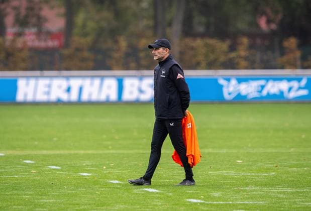 Soccer, Men, Season 2025 26, 2 Bundesliga, Hertha BSC, Training, Coach Stefan Leitl Hertha BSC , 07 10 2025, Copyright: xSebastianxRäppold MatthiasxKochx