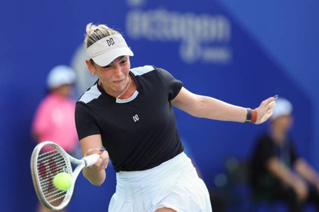 WUHAN, CHINA - OCTOBER 07: Donna Vekic of Croatia returns a shot in the Women s Singles Round of 64 match against Belinda Bencic of Switzerland on day 4 of 2025 Wuhan Open at Optics Valley International Tennis Center on October 7, 2025 in Wuhan, Hubei Province of China.  Copyright: xVCGx 111595688929