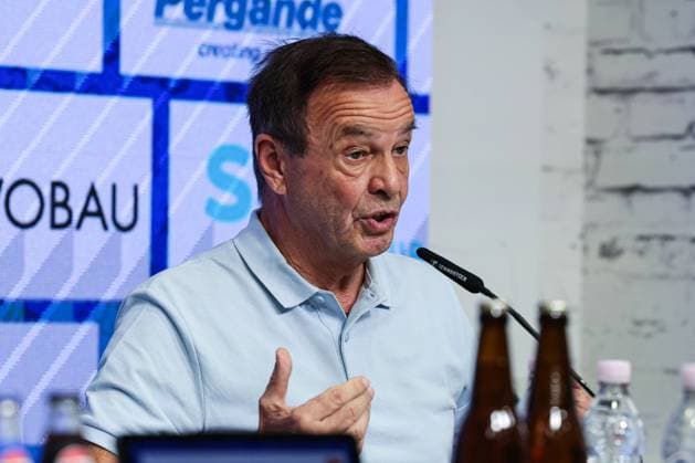 Football, 2. BL, 1. FC Magdeburg, Press conference