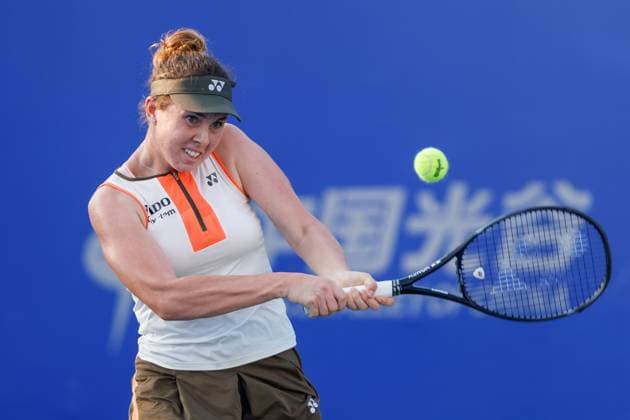 WUHAN, CHINA - OCTOBER 07: Linda Noskova of Czech Republic returns a shot in the Women s Singles Round of 64 match against Yulia Putintseva of Kazakhstan on day 4 of 2025 Wuhan Open at Optics Valley International Tennis Center on October 7, 2025 in Wuhan, Hubei Province of China.  Copyright: xVCGx 111595701775