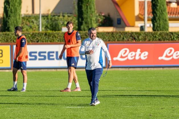 Gennaro Gattuso Italy Coach during the training session at Coverciano during Italy training session, FIFA World Cup, WM, Weltmeisterschaft, Fussball match in Florence, Italy, October 07 2025  Copyright: xSaraxEsposito IPAxSportx xipa-agency.netx xx IPA_66278892 IPA_Agency_IPA66278892