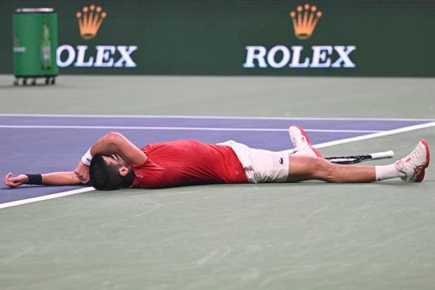 (251007) -- SHANGHAI, Oct. 7, 2025 -- Novak Djokovic reacts during the men s singles round of 16 match between Novak Djokovic of Serbia and Jaume Munar of Spain at the ATP, Tennis Herren World Tour Shanghai Masters tennis tournament in Shanghai, east China, Oct. 7, 2025. ) (SP)CHINA-SHANGHAI-TENNIS-ATP TOUR-SHANGHAI MASTERS-MEN S SINGLES (CN) ChenxHaoming 