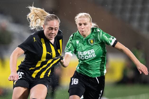 251007 Alice Bergström of Häcken and Nicola BrzÄ™czek of Katowice during the Uefa Women™s Europa Cup football match between Häcken and Katowice on October 7, 2025 in Gothenburg Photo Daniel Stiller BILDBYRAN kod DS DS0515 fotboll football soccer fotball europa cup häcken katowice uefa womenÂs europa cup dam bbeng  Copyright: DANIELxSTILLER BB251007DS017
