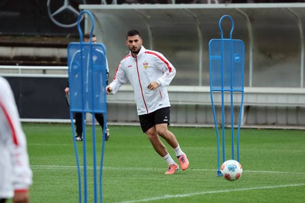 07 10 25 VfB Stuttgart Training Germany, Stuttgart, 07 10 2025, Football, Bundesliga, VfB Stuttgart Training Deniz Undav