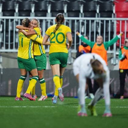 STOCKHOLM, SWEDEN 20251007 Hammarby s Ellen Wangerheim and Brann s Signe Gaupset during Tuesday s second qualifying round for the European Cup, match 1 in the best of 2, between Hammarby IF and SK Brann at Grimsta IP STOCKHOLM SWEDEN x11288x  Copyright: xPontusxOrre TTx EUROPEAN CUP QUALIFICATIONS HAMMARBY-BRANN