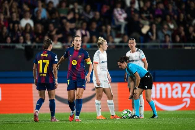 Spain-Football-Women s Champions League FC Barcelona, Barca v Bayern Munich in Barcelona, Spain. Barcelona, Spain, 7, October, 2025. FC Barcelona player (11) Alexia Putellas during Women™s Champions League match between FC Barcelona and Bayern Munich in Johan Cruyff Stadium, Barcelona, Spain, on October 7, 2025. Barcelona Johan Cruyff Stadium Barcelona Spain