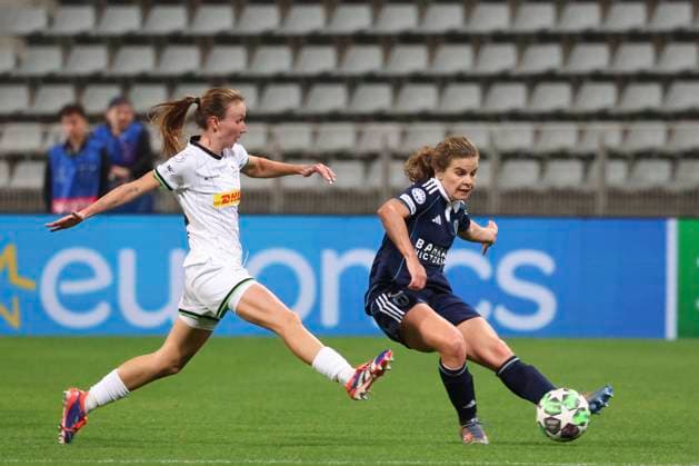 FOOTBALL FEMININ : Paris FC Vs Leuven - Ligue des Champions - 07 10 2025 Daphne Corboz (Paris FC) Vs Sara Pusztai (OH Leuven) ParisFrance  Copyright: xMichtofx