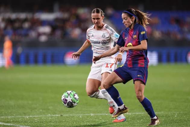October 7, 2025, Sant Joan Despi, Barcelona, Spain: Aitana Bonmati Conca of FC Barcelona, Barca and Klara Buehl of FC Bayern Munchen in action during the UEFA WomenÃ¢â‚¬â ¢s Champions League 2025 26 League Phase MD1, football match played between FC Barcelona and FC Bayern Munchen at Johan Cruyff Stadium on October 07, 2025 in Sant Joan Despi, Spain. Sant Joan Despi Spain - ZUMAa181 20251007_zaa_a181_082 Copyright: xJavierxBorregox