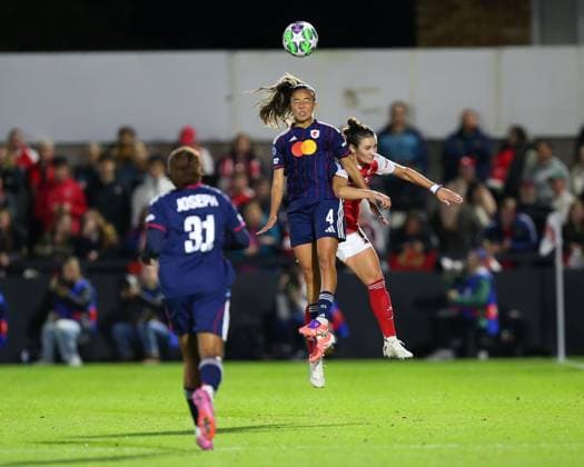 Borehamwood, England, October 07 2025: Selma Bacha (4 OL Lyonnes) out jumps Emily Fox (2 Arsenal) to win a header during the UEFA Womens Champions League game between Arsenal and OL Lyonnes at Mangata Developments Stadium Meadow Park in Borehamwood, England. (Photo by Jay Patel Sports Press Photo SPP) Copyright: xJayxPatel SportsxPressxPhoto SPPx Sportspressphoto_SPR39809