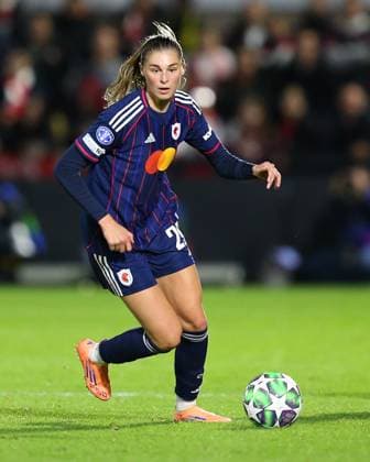 Borehamwood, England, October 07 2025: Jule Brand (29 OL Lyonnes) during the UEFA Womens Champions League game between Arsenal and OL Lyonnes at Mangata Developments Stadium Meadow Park in Borehamwood, England. (Photo by Jay Patel Sports Press Photo SPP) Copyright: xJayxPatel SportsxPressxPhoto SPPx Sportspressphoto_SPR39813