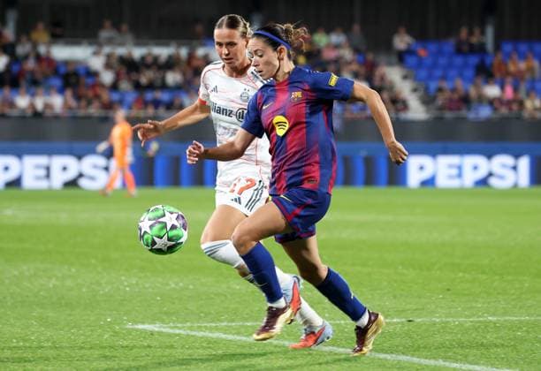 FC Barcelona, Barca v FC Bayern Munchen - UEFA Women s Champions League 2025 26 League Phase MD1 Aitana Bonmati and Klara Buhl play during the match between FC Barcelona Women and FC Bayern Munich Women, corresponding to matchday 1 of the league phase of the UEFA Women s Champions League, at the Johan Cruyff Stadium in Barcelona, Spain, on October 7, 2025. Barcelona Barcelona Spain  Copyright: xUrbanandsportx originalFilename:urbanandsport-fcbarcel251007_npWwB.jpg