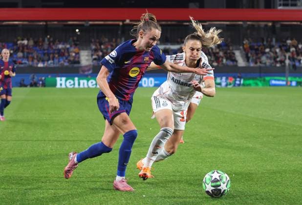 FC Barcelona, Barca v FC Bayern Munchen - UEFA Women s Champions League 2025 26 League Phase MD1 Caroline Graham Hansen and Katharina Naschenweng play during the match between FC Barcelona Women and FC Bayern Munich Women, corresponding to matchday 1 of the league phase of the UEFA Women s Champions League, at the Johan Cruyff Stadium in Barcelona, Spain, on October 7, 2025. Barcelona Barcelona Spain  Copyright: xUrbanandsportx originalFilename:urbanandsport-fcbarcel251007_npBR0.jpg