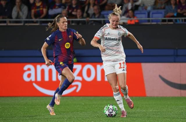 FC Barcelona, Barca v FC Bayern Munchen - UEFA Women s Champions League 2025 26 League Phase MD1 Lea Schuller and Irene Paredes play during the match between FC Barcelona Women and FC Bayern Munich Women, corresponding to matchday 1 of the league phase of the UEFA Women s Champions League, at the Johan Cruyff Stadium in Barcelona, Spain, on October 7, 2025. Barcelona Barcelona Spain  Copyright: xUrbanandsportx originalFilename:urbanandsport-fcbarcel251007_npAFh.jpg