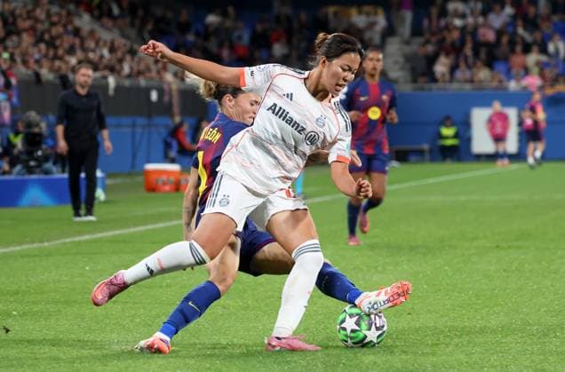 FC Barcelona, Barca v FC Bayern Munchen - UEFA Women s Champions League 2025 26 League Phase MD1 Momoko Tanikawa and Maria Leon play during the match between FC Barcelona Women and FC Bayern Munich Women, corresponding to matchday 1 of the league phase of the UEFA Women s Champions League, at the Johan Cruyff Stadium in Barcelona, Spain, on October 7, 2025. Barcelona Barcelona Spain  Copyright: xUrbanandsportx originalFilename:urbanandsport-fcbarcel251007_npNqv.jpg