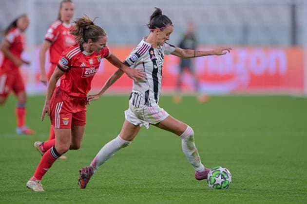 Juventus FC v SL Benfica - UEFA Women s Champions League 2025 26 League Phase MD1 Barbara Bonansea of Juventus plays during the UEFA Women s Champions League match between Juventus Women and SL Benfica at Allianz Stadium in Torino, Italy, on October 7, 2025. Torino Italy  Copyright: xAndreaxxAmatox originalFilename:amato-notitle251007_np3eu.jpg