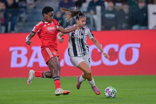 Juventus FC v SL Benfica - UEFA Women s Champions League 2025 26 League Phase MD1 Chiara Beccari of Juventus plays during the UEFA Women s Champions League match between Juventus Women and SL Benfica at Allianz Stadium in Torino, Italy, on October 7, 2025. Torino Italy  Copyright: xAndreaxxAmatox originalFilename:amato-notitle251007_np9li.jpg