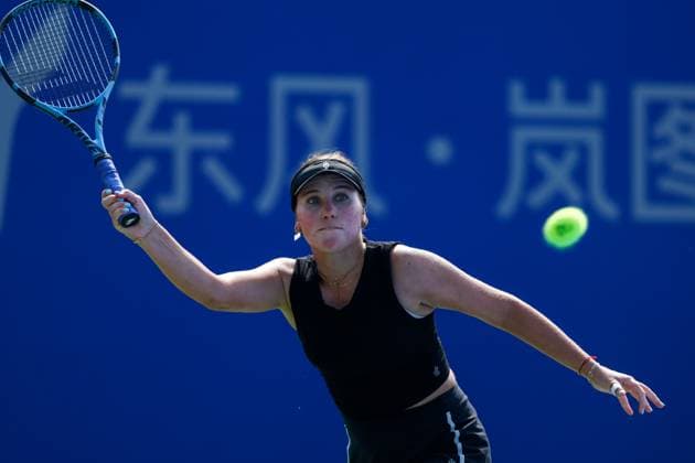 WUHAN, CHINA - OCTOBER 08: Sofia Kenin of United States returns a shot in the Women s Singles Round of 32 match against Liudmila Samsonova on day 5 of 2025 Wuhan Open at Optics Valley International Tennis Center on October 8, 2025 in Wuhan, Hubei Province of China.  Copyright: xVCGx 111595857943