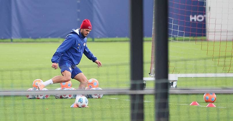 RB Leipzig Training Bundesliga Leipzig, 07 10 2025, RB Leipzig Training Center,Soccer Bundesliga , RB Leipzig Training , In the picture Max Finkgräfe 35, RB Leipzig , individual training , Picture Point