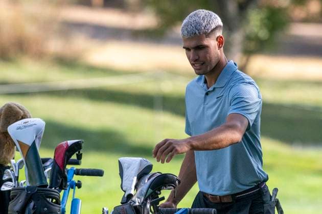 October 8, 2025, Madrid, Madrid, Spain: CARLOS ALCARAZ during the exhibition matchday of the Acciona Open de EspaoÂ±a presented by Madrid, held at the Club de Campo Villa de Madrid on October 8, 2025, in Madrid, Spain. Madrid Spain - ZUMAc312 20251008_zsp_c312_051 Copyright: xOscarxManuelxSanchezx