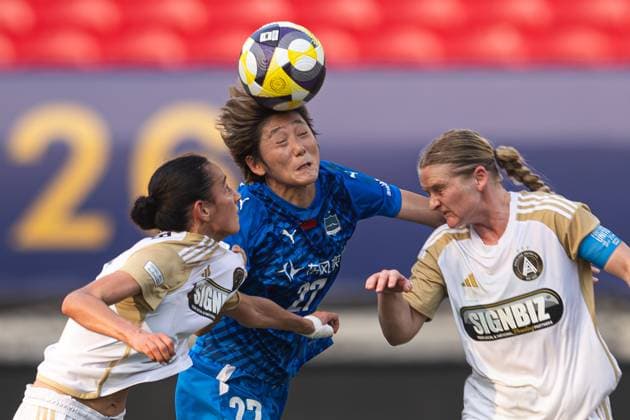 Football, Women, FIFA Women s Champions Cup, Wuhan Jiangda - Auckland United