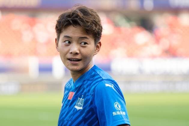 (251008) -- WUHAN, Oct. 8, 2025 -- Wang Shuang of Wuhan Jiangda WFC reacts before the FIFA Women s Championships Cup 2026 football match between Wuhan Jiangda WFC of China and Auckland United FC of New Zealand in Wuhan, central China s Hubei Province, Oct. 8, 2025. ) (SP)CHINA-WUHAN-FOOTBALL-FIFA WOMEN S CHAMPIONSHIPS CUP 2026-WUHAN JIANGDA WFC VS AUCKLAND UNITED FC (CN) DuxZixuan 