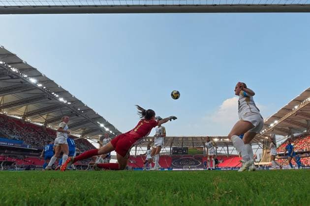 (251008) -- WUHAN, Oct. 8, 2025 -- Auckland United FC s goalkeeper Hannah Mitchell (front L) makes a save during the FIFA Women s Championships Cup 2026 football match between Wuhan Jiangda WFC of China and Auckland United FC of New Zealand in Wuhan, central China s Hubei Province, Oct. 8, 2025. ) (SP)CHINA-WUHAN-FOOTBALL-FIFA WOMEN S CHAMPIONSHIPS CUP 2026-WUHAN JIANGDA WFC VS AUCKLAND UNITED FC (CN) XiaoxYijiu 