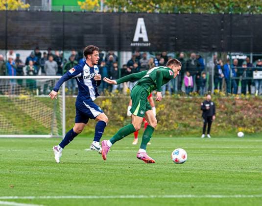 Soccer, Men, Season 2025 26, Test match, VfL Wolfsburg Hertha BSC, v l Diego Demme Hertha BSC , Bence Dardai Wolfsburg , 08 10 2025, Copyright: xSebastianxRäppold MatthiasxKochx