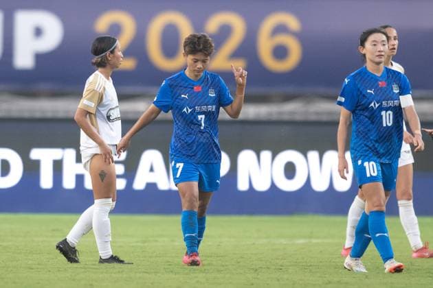 (251008) -- WUHAN, Oct. 8, 2025 -- Wang Shuang (2nd L) of Wuhan Jiangda WFC reacts during the FIFA Women s Championships Cup 2026 football match between Wuhan Jiangda WFC of China and Auckland United FC of New Zealand in Wuhan, central China s Hubei Province, Oct. 8, 2025. ) (SP)CHINA-WUHAN-FOOTBALL-FIFA WOMEN S CHAMPIONSHIPS CUP 2026-WUHAN JIANGDA WFC VS AUCKLAND UNITED FC (CN) XiaoxYijiu 
