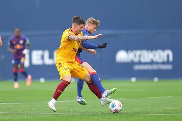 RB Leipzig Dukla Prague Test Match Leipzig, 08 10 2025, Training Center at Cottweg, Football, Men, Season 2025 2026, Test Match, RB Leipzig FK Dukla Prague , In the picture from l Jaroslav Svozil 23,Prague and Timo Werner 36, RB Leipzig ,