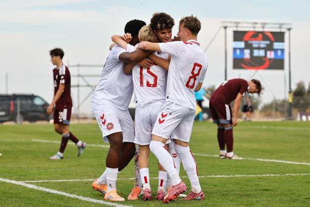 U17, U 17 Denmark team group, Mannschaftsbild, Totale (DEN), OCTOBER 8, 2025 - Football Soccer : U17 Denmark team group celebrate after Mads Jorgensen s goal during UEFA Under-17 Championship qualifying round group 4 match between U17 Latvia - U17 Denmark at the Ciudad Deportiva Los Angeles de San Rafael in Los Angeles de San Rafael, Spain. Noxthirdxpartyxsales  aflo_306342777