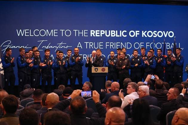 FIFA President Infantino awarded the Presidential Medal of Merit in Kosovo PRISTINA, KOSOVO - OCTOBER 8: Kosovo’s President Vjosa Osmani presents the Presidential Medal of Merit to FIFA President Gianni Infantino in recognition of his contributions to the country’s football during a ceremony held at a hotel in Pristina, Kosovo, on October 8, 2025. Erkin Keci Anadolu Pristina Kosovo. Editorial use only. Please get in touch for any other usage.  Copyright: x2025xAnadoluxErkinxKecix
