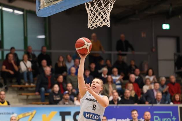 08 10 2025, Basketball, Women, Eurocup Women, Season 2025 2026, Saarlouis Royals EMLAK Konut SK Istanbul, Roosa Lehtoranta Saarlouis Royals Saarlouis Stadtgartenhalle Saarland Germany DEU Copyright: xSebastianxBachx