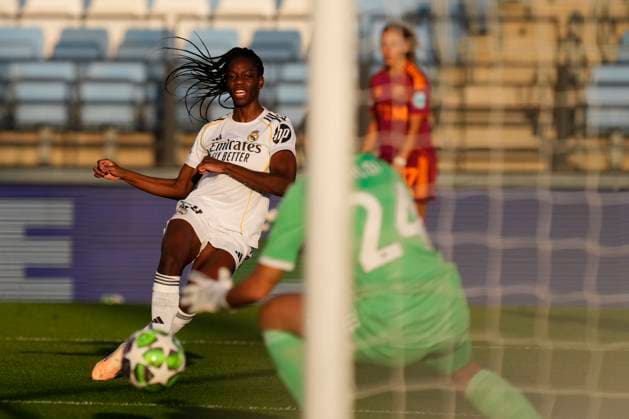 Real Madrid CF v AS Roma - UEFA Women s Champions League 2025 26 League Phase MD1 Naomie Feller forward of Real Madrid and France shooting to goal during the UEFA Women s Champions League 2025 26 league phase match between Real Madrid CF and AS Roma at Estadio Alfredo Diestefano on October 8, 2025 in Madrid, Spain. Madrid Spain  Copyright: xJosexBretonx originalFilename:bretonhernandez-realmadr251008_npFel.jpg
