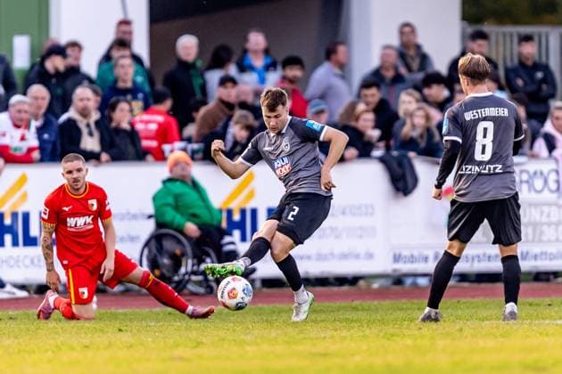 Football, Season 2025 2026, 1 Bundesliga, 3 Liga, Sportzentrum an der Remsharter Straße Burgau, Test match, FC Augsburg SSV Ulm 1846 Football, 08 10 2025 08 10 2025, Football, Season 2025 2026, 1 Bundesliga, 3 Liga, Sportzentrum an der Remsharter Straße Burgau, Test match, FC Augsburg SSV Ulm 1846 Football, 2 Luis Görlich SSV Ulm 1846 Football Photo Lucca Fundel Burgau Sportzentrum an der Remsharter S Bayern Germany