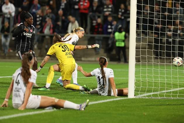 2025 10 03 xJFx second qualifying round UEFA Women™s Europa Cup 2025 2026 Eintracht Frankfurt 1 FC Slovacko v l , own goal to 4 0, goalkeeper Anezka Zelenkova 1 FC Slovacko , Natalie Trckova 1 FC Slovacko , Terezie Ohlidalova 1 FC Slovacko DFL DFB REGULATIONS PROHIBIT ANY USE OF PHOTOGRAPHS as IMAGE SEQUENCES and or QUASI VIDEO Copyright: JoaquimxFerreira