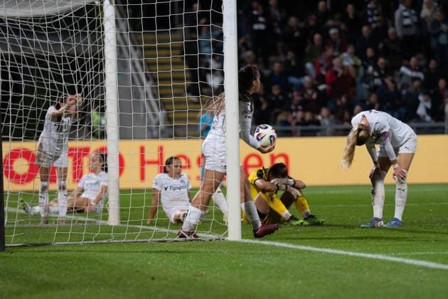 08 10 2025, xhfmx, Football UEFA Women s Europa Cup Quali, Eintracht Frankfurt 1 FC Slovacko Slovacko after 0 4 on the ground DFL DFB REGULATIONS PROHIBIT ANY USE OF PHOTOGRAPHS as IMAGE SEQUENCES and or QUASI VIDEO Frankfurt