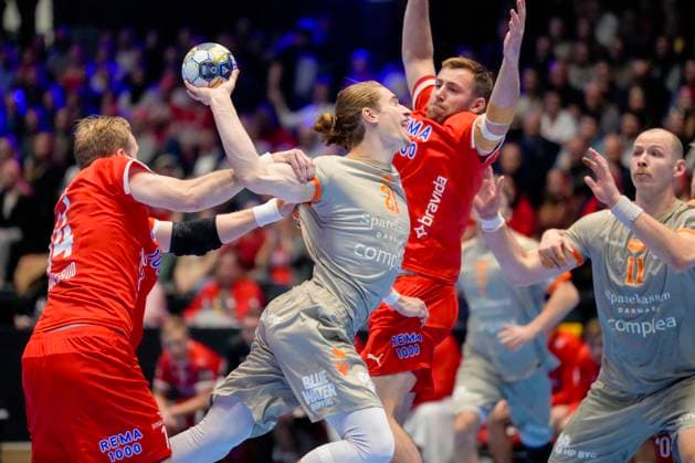 Handball, Champions League Kolstad Aalborg Trondheim 20251008 Aalborgs Juri Knorr during the Champions League handball match between Kolstad and Aalborg in Trondheim Spektrum Photo Ole Martin Wold NTB Trondheim Norway EDITORIAL USE ONLY RESTRICTED USE FOR BETTING COMPANIES  Copyright: xOlexMartinxWoldx xNTBx