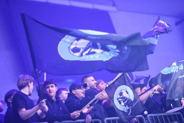 Recording date 6 October 2025 Indoor soccer, The Icon League, season three, match day two at Sporthalle Hamburg in Alsterdorf Match one FC Berlin City SG Bürgeramt Fans of FC Berlin City Winterhude Hamburg