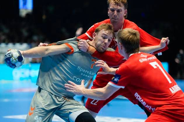 Handball, Champions League Kolstad Aalborg Trondheim 20251008 Aalborgs Thomas Arnoldsen during the Champions League handball match between Kolstad and Aalborg in Trondheim Spektrum Photo Ole Martin Wold NTB Trondheim Norway EDITORIAL USE ONLY RESTRICTED USE FOR BETTING COMPANIES  Copyright: xOlexMartinxWoldx xNTBx