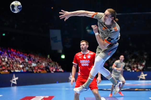 Handball, Champions League Kolstad Aalborg Trondheim 20251008 Aalborgs Juri Knorr during the Champions League handball match between Kolstad and Aalborg in Trondheim Spektrum Photo Ole Martin Wold NTB Trondheim Norway EDITORIAL USE ONLY RESTRICTED USE FOR BETTING COMPANIES  Copyright: xOlexMartinxWoldx xNTBx